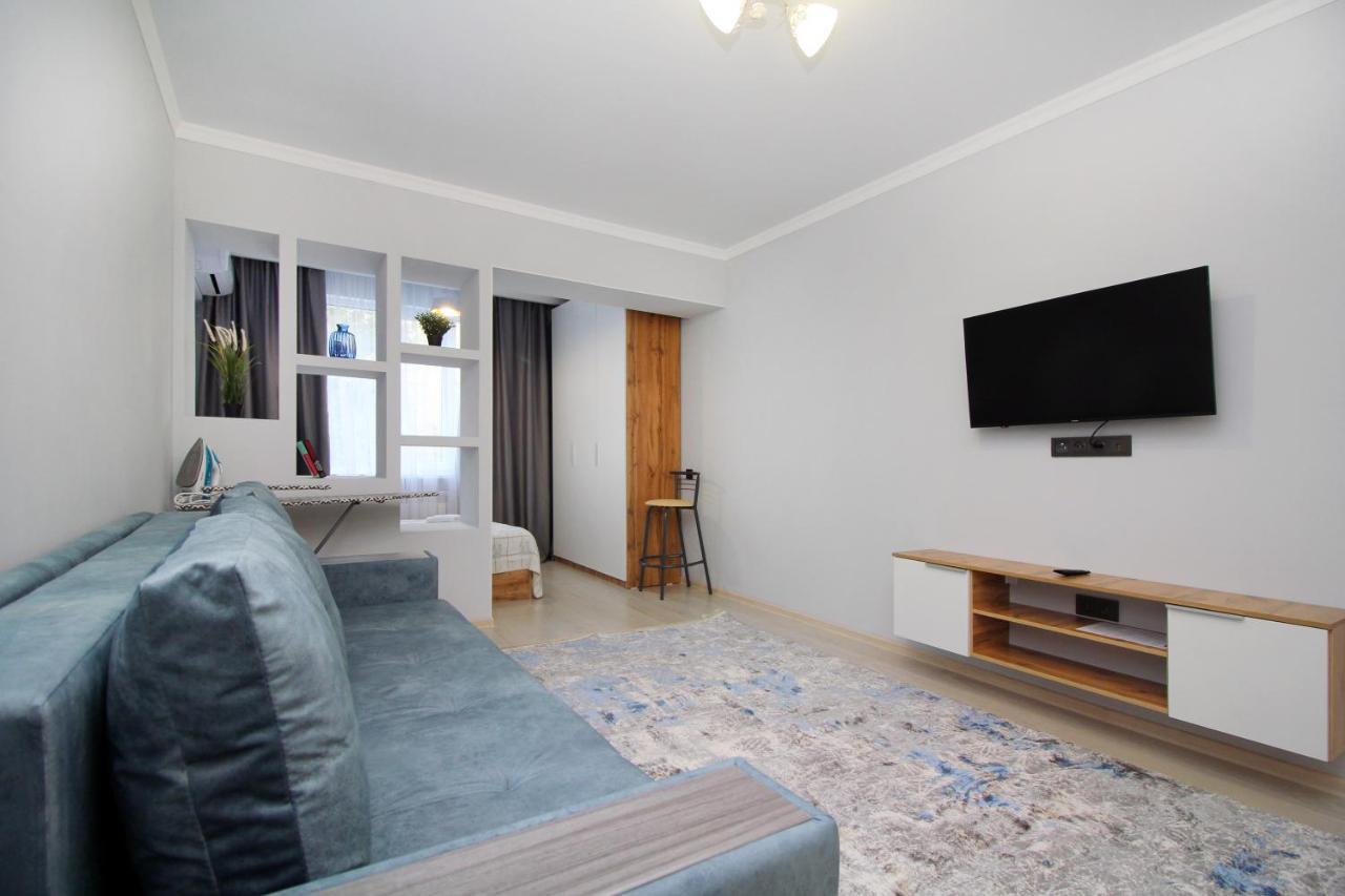 Cozy Studio In The Best Area! 5 Almatı Dış mekan fotoğraf